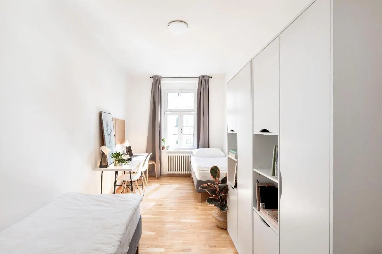 Zeitraum Seifertova Apart Otel